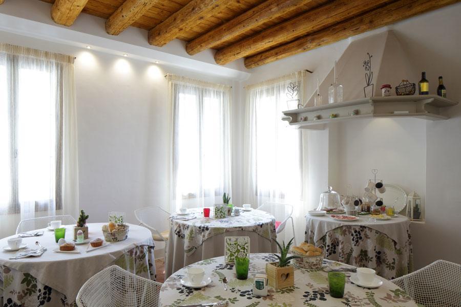 Le Zitelle Di Ron Bed and Breakfast Valdobbiadene Eksteriør billede
